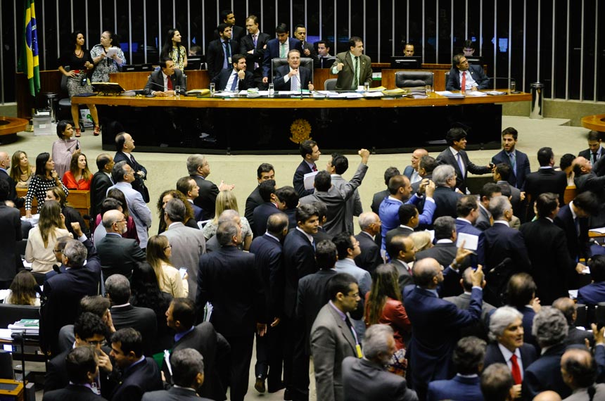 Plenário durante sessão conjunta do Congresso Nacional.