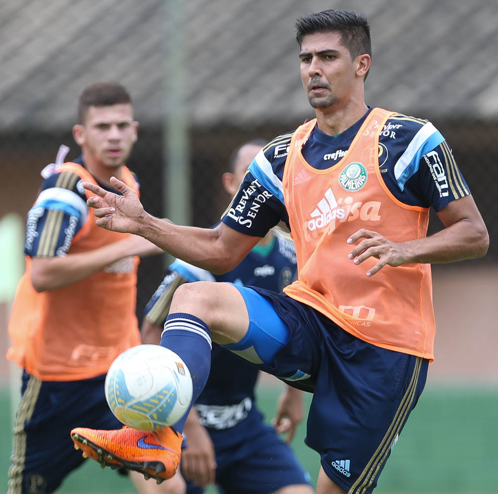 Inter vai atrás de Leandro Almeida, após liberar Réver (Foto: César Greco/Ag. Palmeiras/Divulgação)