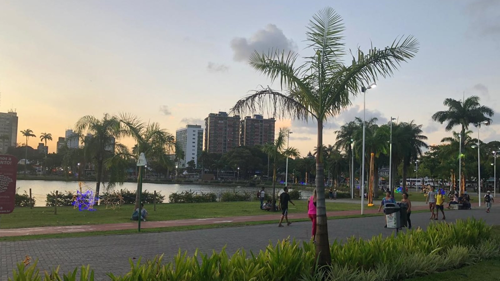 Parque da Lagoa, no Centro de João Pessoa, foi um dos exemplos dados pela prefeitura de investimento em áreas verdes. — Foto: Annaline Araújo/TV Cabo Branco