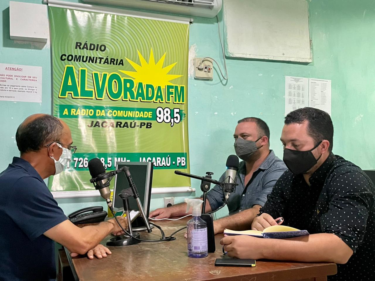 Entrevista de Lenildo Lisboa ao radialista Ramos Silva, Rádio Alvorada FM de Jacaraú