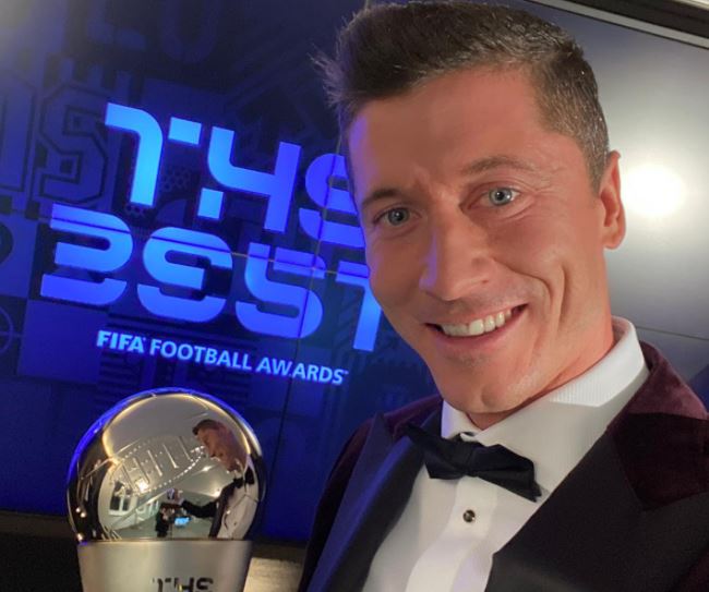 Lewandowski vence o Fifa The Best e é eleito o melhor jogador do mundo em  2020