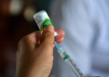 Vacinação contra a gripe em João Pessoa — Foto: Secom-JP/Divulgação